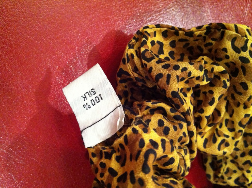 scrunchie leopard print 100 percent silk scrunchie leopard print 100 percent silk